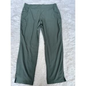Eddie Bauer Sage Green Straight Leg Women's Pants